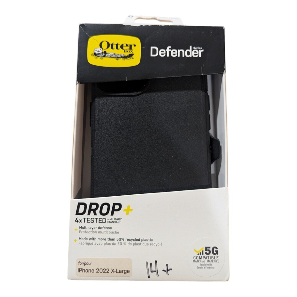 Q3. OtterBox Defender‎ Case For Apple iPhone 2022 X-large (14+) - Black